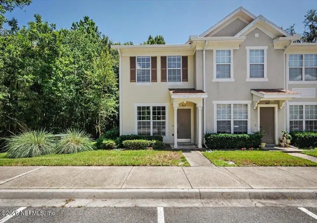 Photo 4 of Townhouse for sale at 8423 Thornbush Ct, Jacksonville, FL 32216 | MLS# 2156379 | Listing updated on 2026-09-18