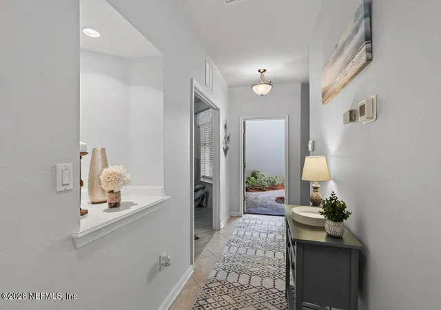 Listing Photo 4 - Condo for sale in building located at 8573 Little Swift Cir, Jacksonville, FL 32256 - Unit #31B