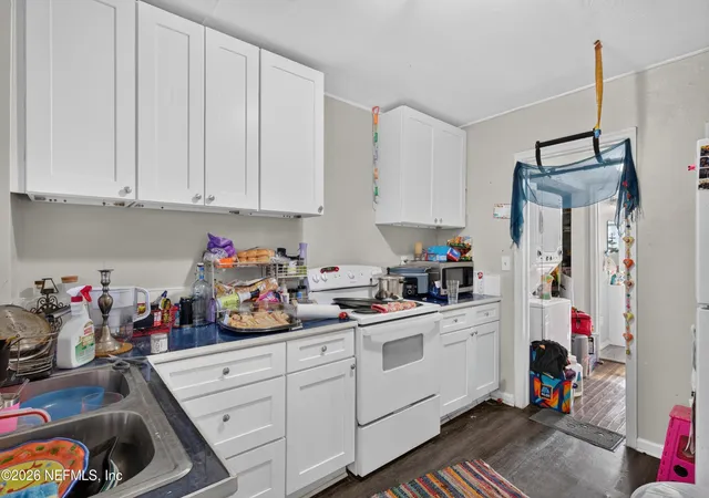 image of 3107 Post St, Jacksonville, FL 32205 | MLS# 2156391