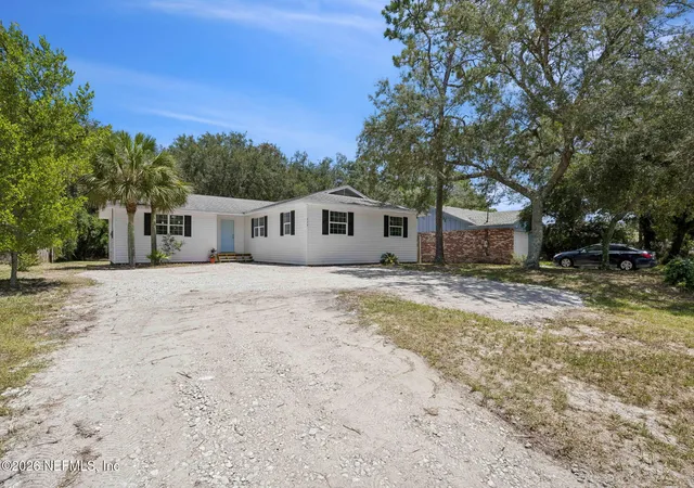 Photo 2 of Single family home for sale at 714 S 14th Street, Fernandina Beach, FL 32034 | MLS# 2156445 | Listing updated on 2026-09-08