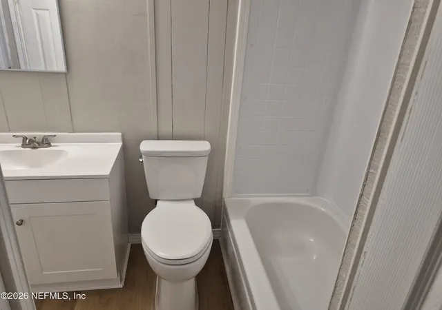 Photo 4 of Manufactured home for sale at 2861 Robert St, Jacksonville, FL 32207 | MLS# 2156424 | Listing updated on 2026-07-21