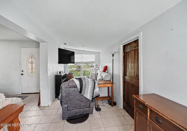 Photo 3 of Single family home for sale at 3133 Mandell Dr, Jacksonville, FL 32216 | MLS# 2156910 | Listing updated on 2026-09-16