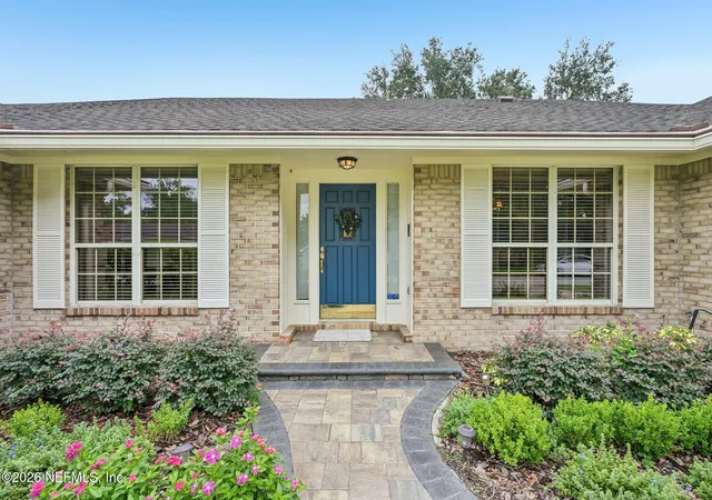 Photo 3 of Sale Pending at 3331 Hidden Lake Dr W, Jacksonville, FL 32216 | MLS# 2158913 | Listing updated on 2026-09-04