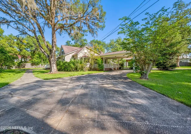 Photo 2 of Single family home for sale at 403 S Cherry St, Starke, FL 32091 | MLS# 2156440 | Listing updated on 2026-08-18