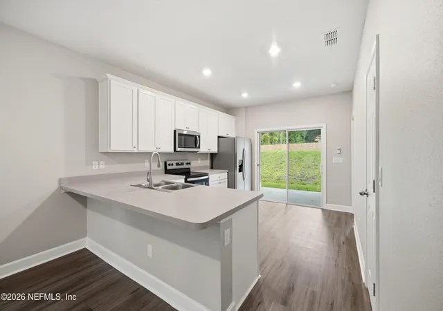 Photo 4 of Sale Pending at 8763 Susie St, Jacksonville, FL 32210 | MLS# 2156478 | Listing updated on 2026-08-08