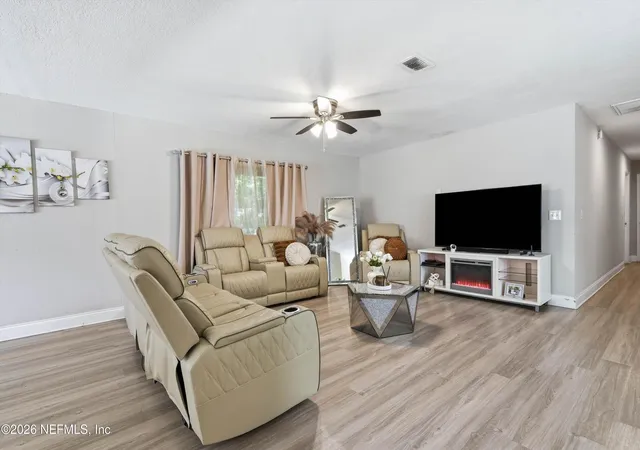 Photo 3 of Single family home for sale at 6502 Barnes Rd S, Jacksonville, FL 32216 | MLS# 2157042 | Listing updated on 2026-07-25