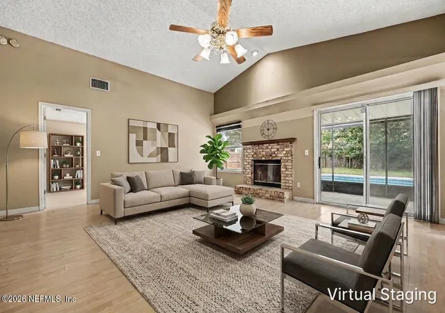 4th image of 8361 Rockridge Dr, Jacksonville, FL 32244 | MLS# 2157259
