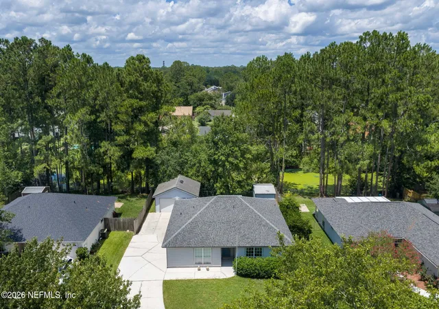 Photo 3 of Single family home for sale at 8354 Fire Fly Ln, Jacksonville, FL 32244 | MLS# 2156825 | Listing updated on 2026-09-10