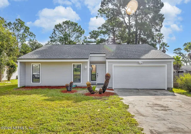 Photo 1 of Single family home for sale at 8423 Chason Rd E, Jacksonville, FL 32244 | MLS# 2156619 | Listing updated on 2026-09-21
