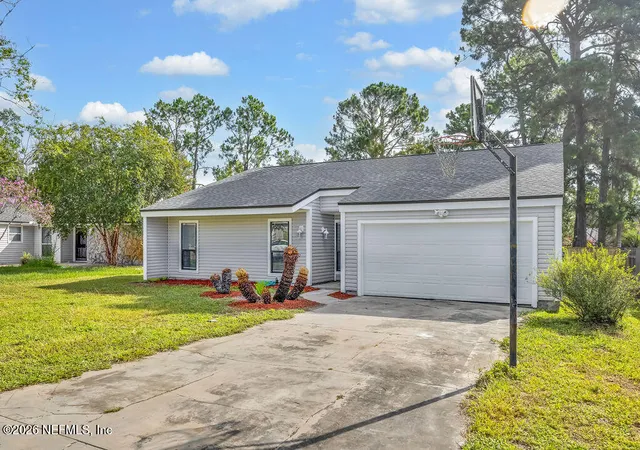 Photo 2 of Single family home for sale at 8423 Chason Rd E, Jacksonville, FL 32244 | MLS# 2156619 | Listing updated on 2026-09-21