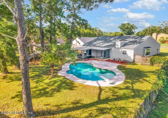 Photo 4 of Single family home for sale at 8423 Chason Rd E, Jacksonville, FL 32244 | MLS# 2156619 | Listing updated on 2026-09-21