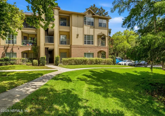 Photo 1 of Condo for sale at 7800 Point Meadows Dr #621, Jacksonville, FL 32256 | MLS# 2156984 | Listing updated on 2026-07-30