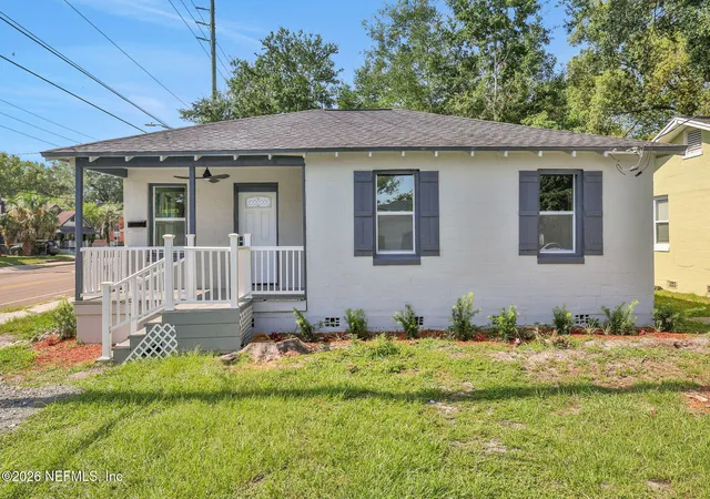 Photo 3 of Single family home for sale at 3002 Myra St, Jacksonville, FL 32205 | MLS# 2156664 | Listing updated on 2026-09-13