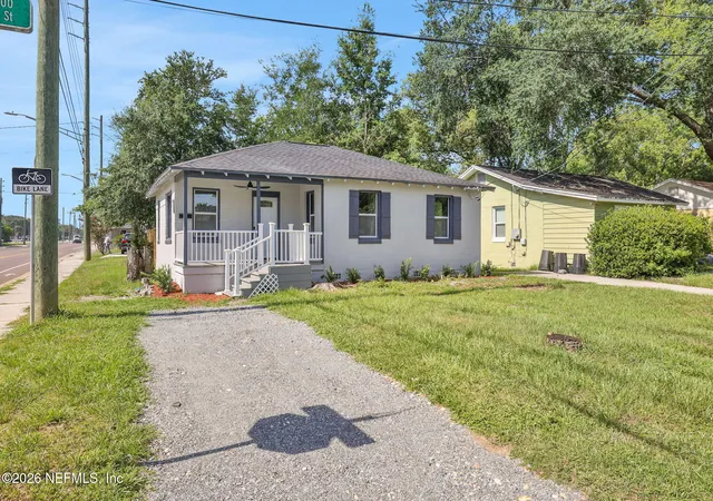 Photo 4 of Single family home for sale at 3002 Myra St, Jacksonville, FL 32205 | MLS# 2156664 | Listing updated on 2026-09-13