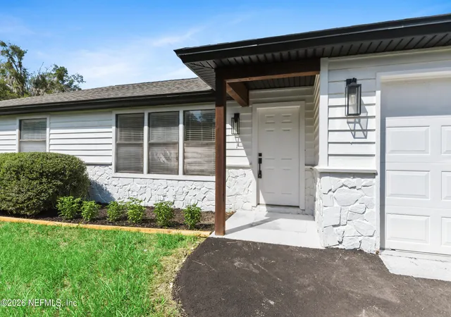 Photo 2 of Single family home for sale at 3095 Goose Crk Ln, Green Cove Springs, FL 32043 | MLS# 2156681 | Listing updated on 2026-07-26