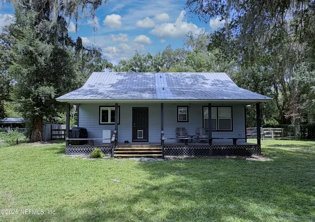 Photo 3 of Single family home for sale at 327 Keuka Lake Trl, Interlachen, FL 32148 | MLS# 2156802 | Listing updated on 2026-07-25