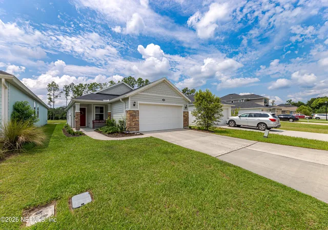 Photo 3 of Sale Pending at 1860 Montward Preserve Way, Jacksonville, FL 32218 | MLS# 2157301 | Listing updated on 2026-08-31