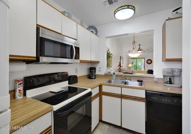 Listing Photo 4 - Condo for sale in building located at 85 Debarry Ave, Orange Park, FL 32073 - Unit #1002