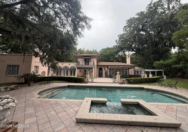 Photo 4 of Single family home for sale at 2200 Acadie Dr, Jacksonville, FL 32217 | MLS# 2156754 | Listing updated on 2026-07-23