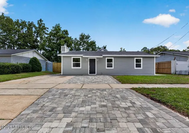 Photo 2 of Single family home for sale at 7427 John F Kennedy Dr W, Jacksonville, FL 32219 | MLS# 2156955 | Listing updated on 2026-09-18