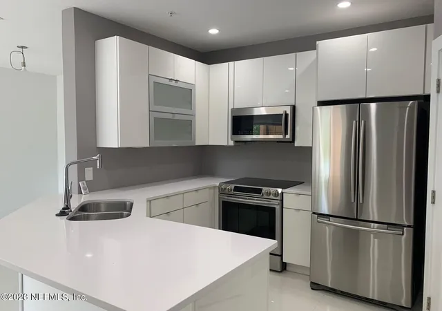 3rd image of 10961 Burnt Mill Rd #1125, Jacksonville, FL 32256 | MLS# 2156805