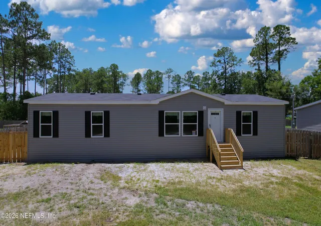 Photo 1 of Manufactured home for sale at 125 Domingo Rd, Satsuma, FL 32189 | MLS# 2156809 | Listing updated on 2026-09-03