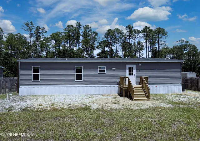 Photo 4 of Manufactured home for sale at 125 Domingo Rd, Satsuma, FL 32189 | MLS# 2156809 | Listing updated on 2026-09-03