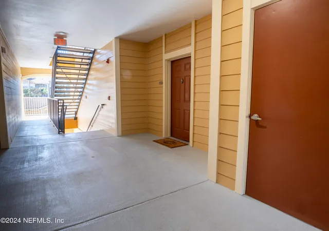 Listing Photo 4 - Condo for sale in building located at 260 Old Vlg Ctr Cir, Saint Augustine, FL 32084 - Unit #8201