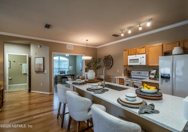Listing Photo 5 - Condo for sale in building located at 260 Old Vlg Ctr Cir, Saint Augustine, FL 32084 - Unit #8201