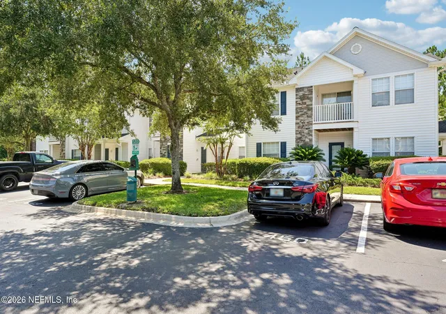 Photo 3 of Condo for sale at 575 Oakleaf Plantation Pkwy #1311, Orange Park, FL 32065 | MLS# 2156949 | Listing updated on 2026-08-05