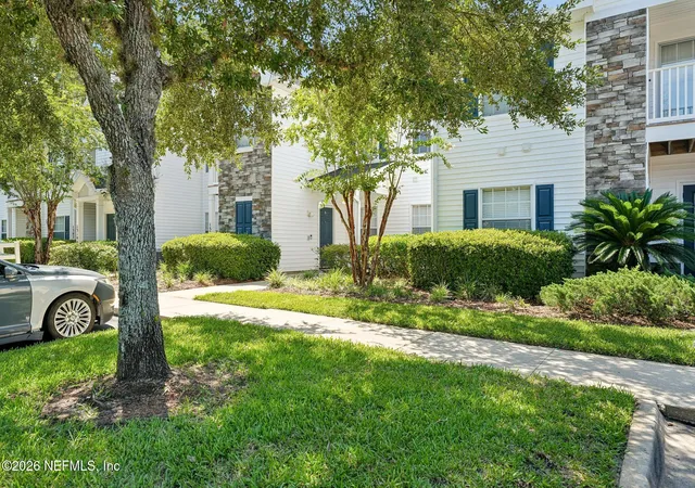 Photo 3 of Condo for sale at 575 Oakleaf Plantation Pkwy #1311, Orange Park, FL 32065 | MLS# 2156949 | Listing updated on 2026-08-05