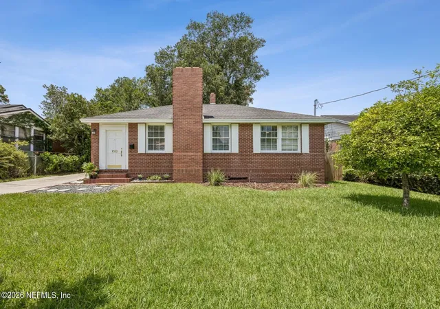 Photo 2 of Single family home for sale at 1022 Old Hickory Rd, Jacksonville, FL 32207 | MLS# 2159170 | Listing updated on 2026-09-14