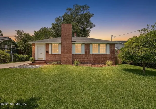 Photo 3 of Single family home for sale at 1022 Old Hickory Rd, Jacksonville, FL 32207 | MLS# 2159170 | Listing updated on 2026-09-14