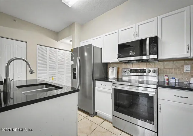 Photo 4 of Condo for sale at 10435 Midtown Pkwy #160, Jacksonville, FL 32246 | MLS# 2156915 | Listing updated on 2026-08-31