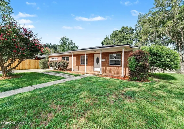Photo 1 of Sale Pending at 1456 Danbury Rd, Jacksonville, FL 32205 | MLS# 2157238 | Listing updated on 2026-08-18