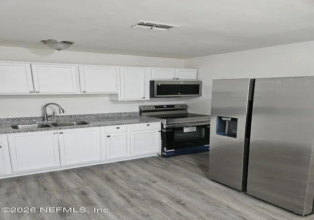 Photo 3 of Single family home for sale at 2416 Johnson Ave, Jacksonville, FL 32207 | MLS# 2156945 | Listing updated on 2026-07-29
