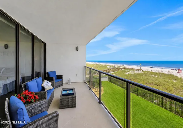 2nd image of 1221 1St St S, Jacksonville Beach, FL 32250