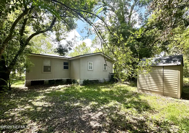 Photo 4 of Sale Pending at 225 Shortreed St, Jacksonville, FL 32254 | MLS# 2157067 | Listing updated on 2026-10-23