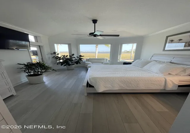 Photo 4 of Single family home for sale at 4449 Seabreeze Dr, Jacksonville Beach, FL 32250 | MLS# 2157230 | Listing updated on 2026-09-13