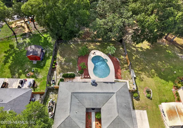 Photo 1 of Sale Pending at 1305 Lake Asbury Dr, Green Cove Springs, FL 32043 | MLS# 2157033 | Listing updated on 2026-09-17
