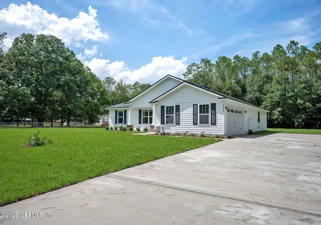 Photo 2 of Sale Pending at 12421 Woodcutter Rd, Jacksonville, FL 32220 | MLS# 2157027 | Listing updated on 2026-09-08