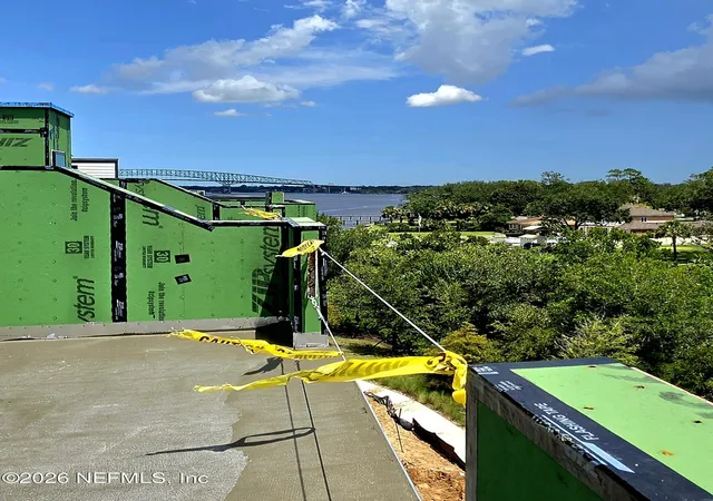 Photo 3 of Townhouse for sale at 2020 Prudential Dr, Jacksonville, FL 32207 | MLS# 2157057 | Listing updated on 2026-09-19