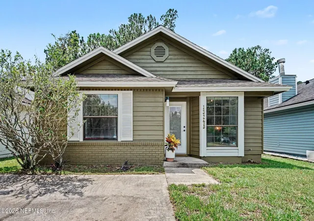 Photo 1 of Single family home for sale at 1324 Independence Dr #B, Orange Park, FL 32065 | MLS# 2157234 | Listing updated on 2026-09-11