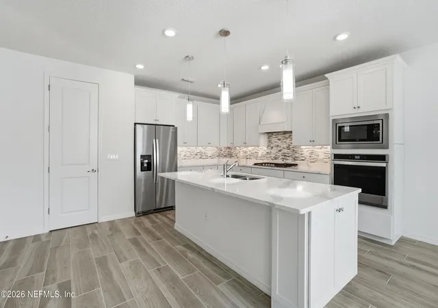 Photo 3 of Single family home for sale at 424 Cedar Preserve Ln, Saint Augustine, FL 32095 | MLS# 2157119 | Listing updated on 2026-10-11