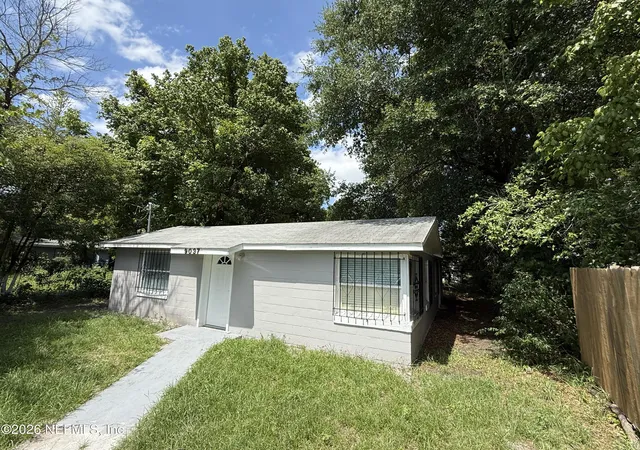 Photo 3 of Single family home for sale at 9037 Washington Ave, Jacksonville, FL 32208 | MLS# 2157130 | Listing updated on 2026-09-09