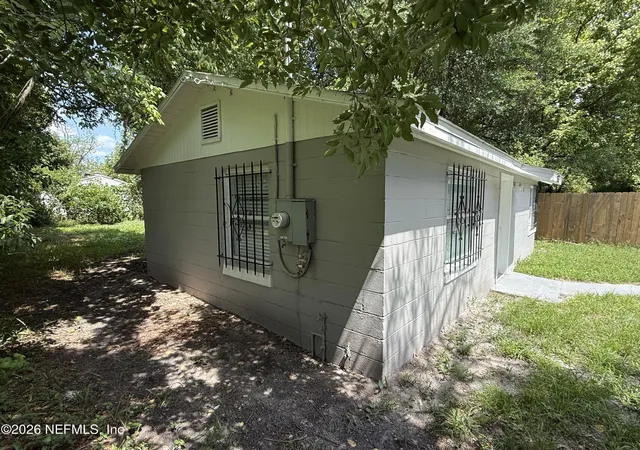 Photo 4 of Single family home for sale at 9037 Washington Ave, Jacksonville, FL 32208 | MLS# 2157130 | Listing updated on 2026-09-09