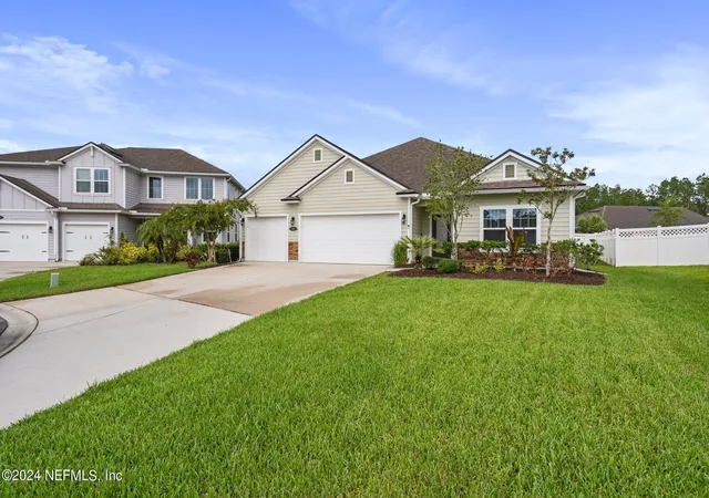 Photo 2 of Single family home for sale at 40 Lord Byron Ct, Saint Johns, FL 32259 | MLS# 2157466 | Listing updated on 2026-08-30