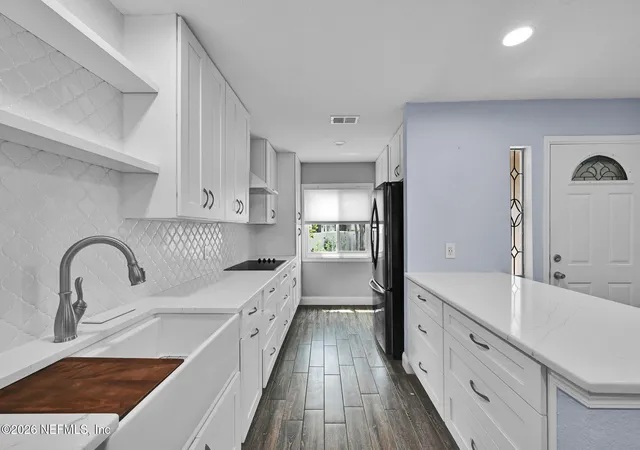 3rd image of 215 La Pasada Cir E, Ponte Vedra Beach, FL 32082 | MLS# 2158358