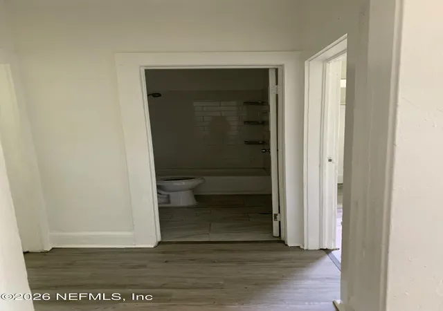 Photo 3 of Single family home for sale at 653 E 28th Street, Jacksonville, FL 32206 | MLS# 2157177 | Listing updated on 2026-09-04