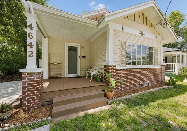 Photo 3 of Single family home for sale at 4642 Crescent St, Jacksonville, FL 32205 | MLS# 2157231 | Listing updated on 2026-09-16